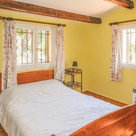 6 Bedroom In Holiday home