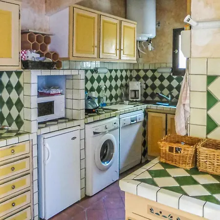 Holiday home 6 Bedroom In